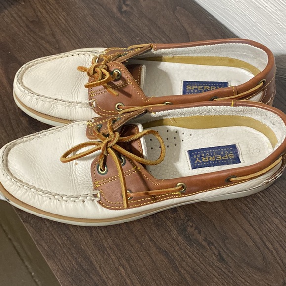 sperry top sider women’s shoes size 9 leather shoes :) - Picture 5 of 5